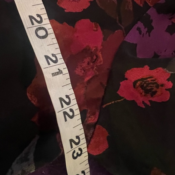 Belle Kim Gravel size long short sleeve top/blouse black red pink v-neck - Picture 9 of 9